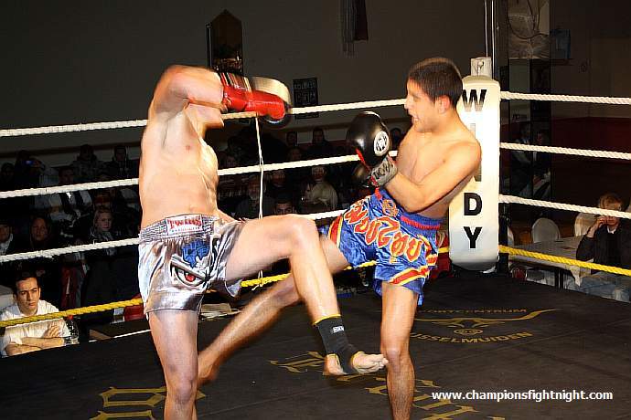 091218_0136_slonov-sahralian_k1_fight_night_ii.jpg