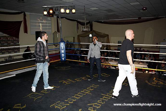 091218_0150_king-klick-bass_k1_fight_night_ii.jpg