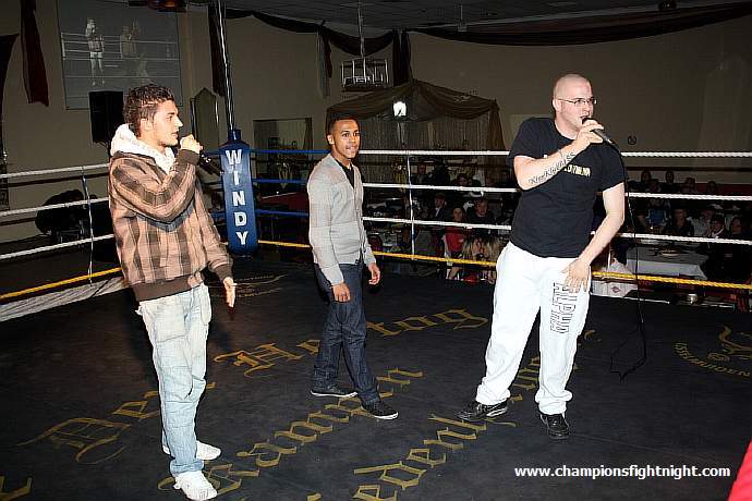 091218_0153_king-klick-bass_k1_fight_night_ii.jpg