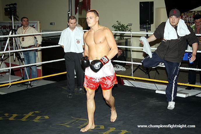 091218_0201_petschulat-wycik_k1_fight_night_ii.jpg