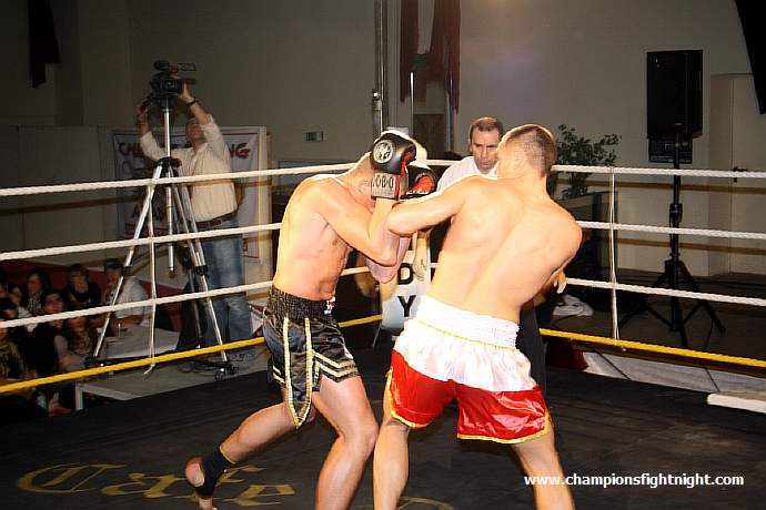 091218_0204_petschulat-wycik_k1_fight_night_ii.jpg