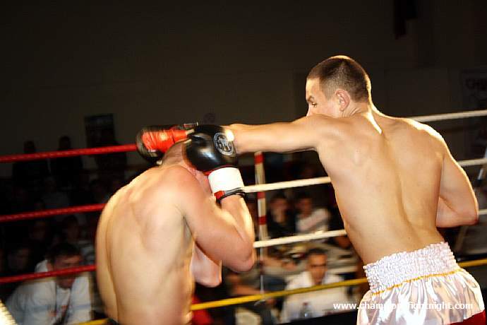 091218_0229_petschulat-wycik_k1_fight_night_ii.jpg