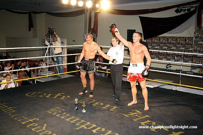 091218_0231_petschulat-wycik_k1_fight_night_ii.jpg