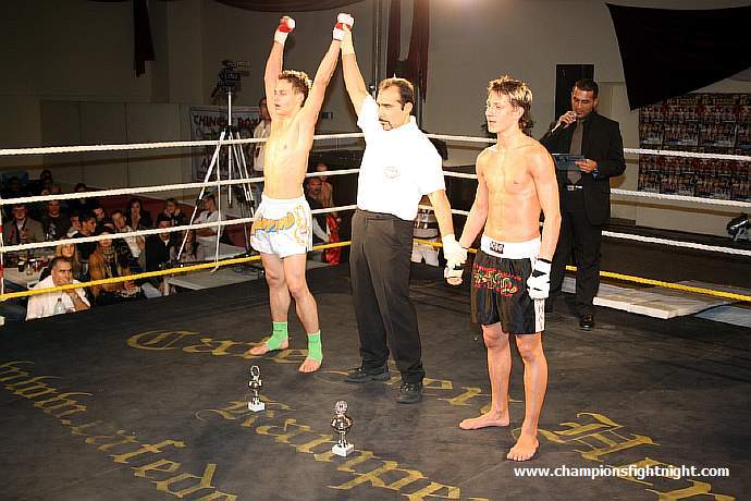 091218_0285_baron-muhoberac_k1_fight_night_ii.jpg