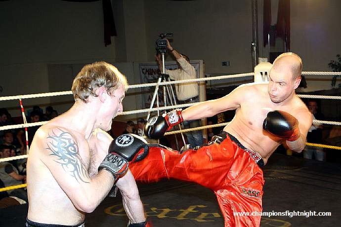 091218_0325_prell-berg_k1_fight_night_ii.jpg