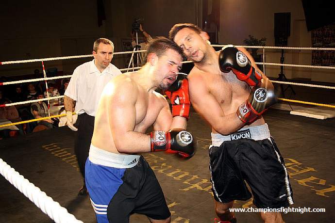 091218_0490_blanacic-coccimiglio_k1_fight_night_ii.jpg