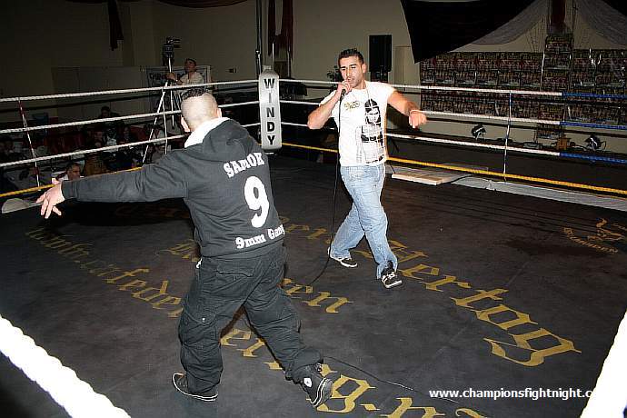 091218_0576_9-mm-gang_k1_fight_night_ii.jpg