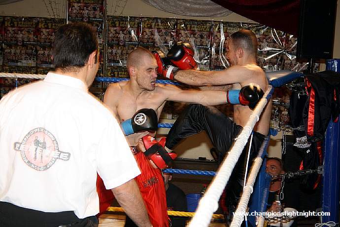 091218_0622_brueggen-kurnaz_k1_fight_night_ii.jpg