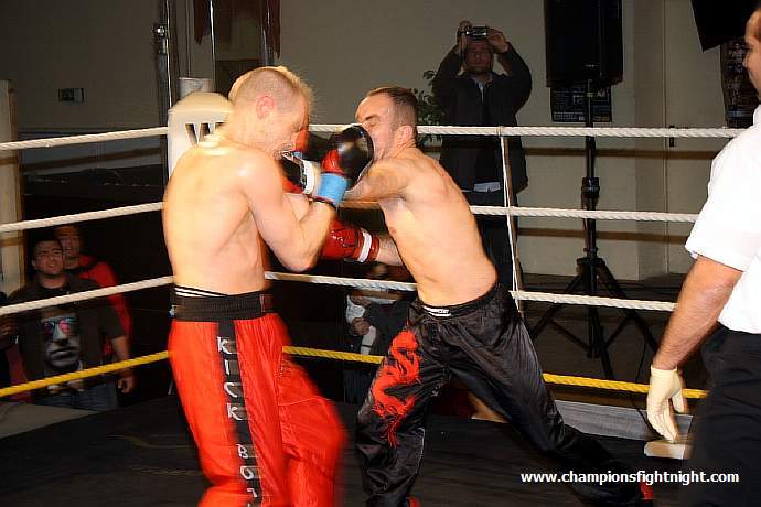 091218_0633_brueggen-kurnaz_k1_fight_night_ii.jpg