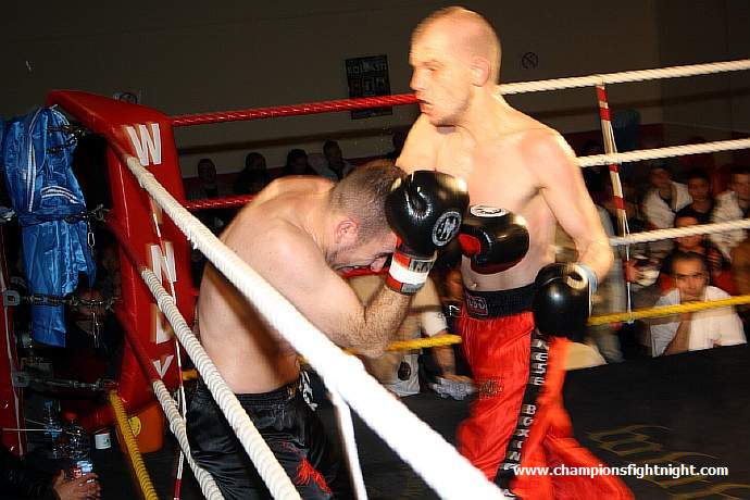 091218_0653_brueggen-kurnaz_k1_fight_night_ii.jpg