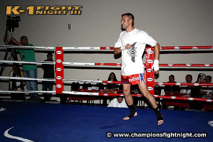 110708_0475_iacopinelli_tayanc_k1_fightnight_3.jpg