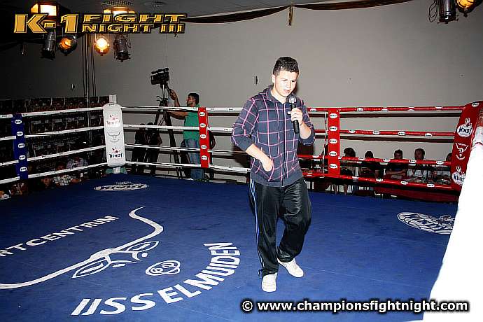 110708_0693_rap-auftritt_besjan-elezi_k1_fightnight_3.jpg